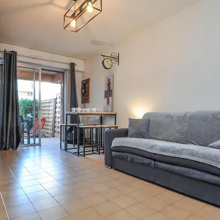 דירה Cozy In With Wifi Fréjus